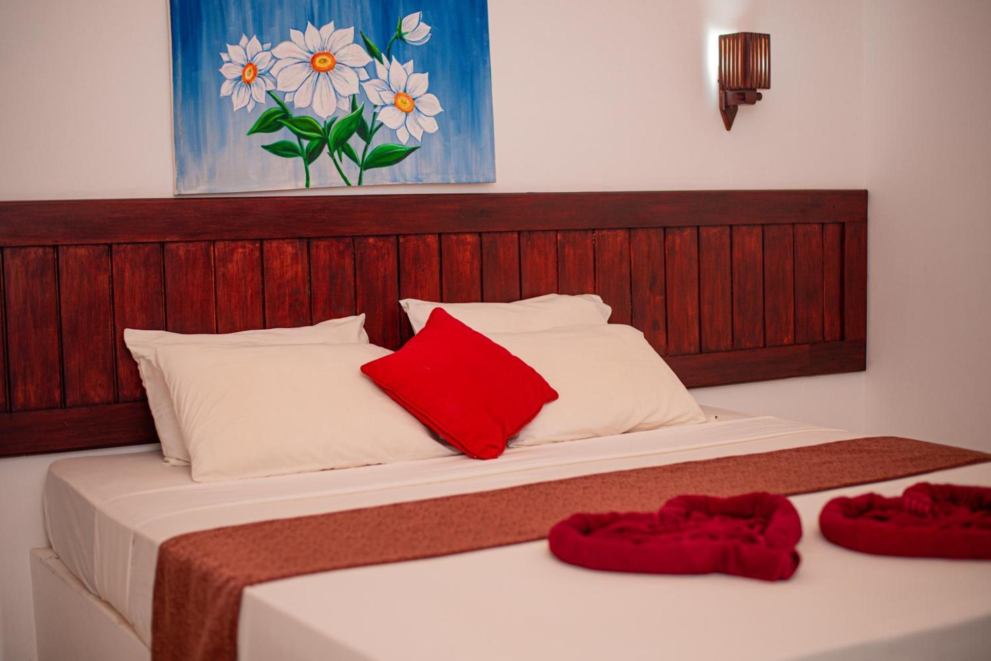 Sundowners Guesthouse Hikkaduwa Dış mekan fotoğraf
