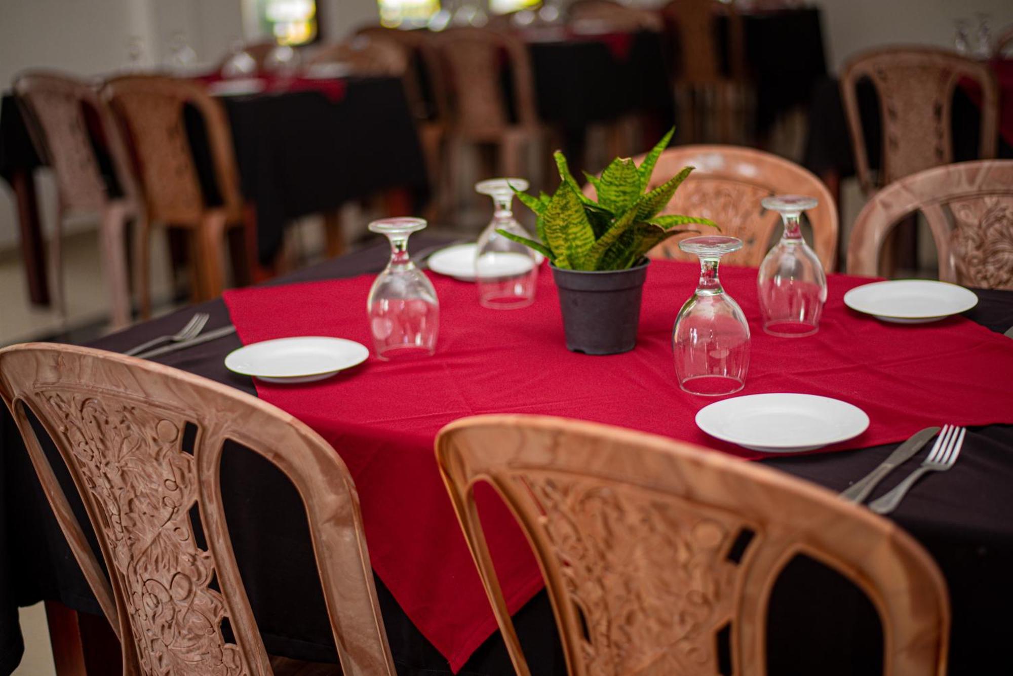 Sundowners Guesthouse Hikkaduwa Dış mekan fotoğraf