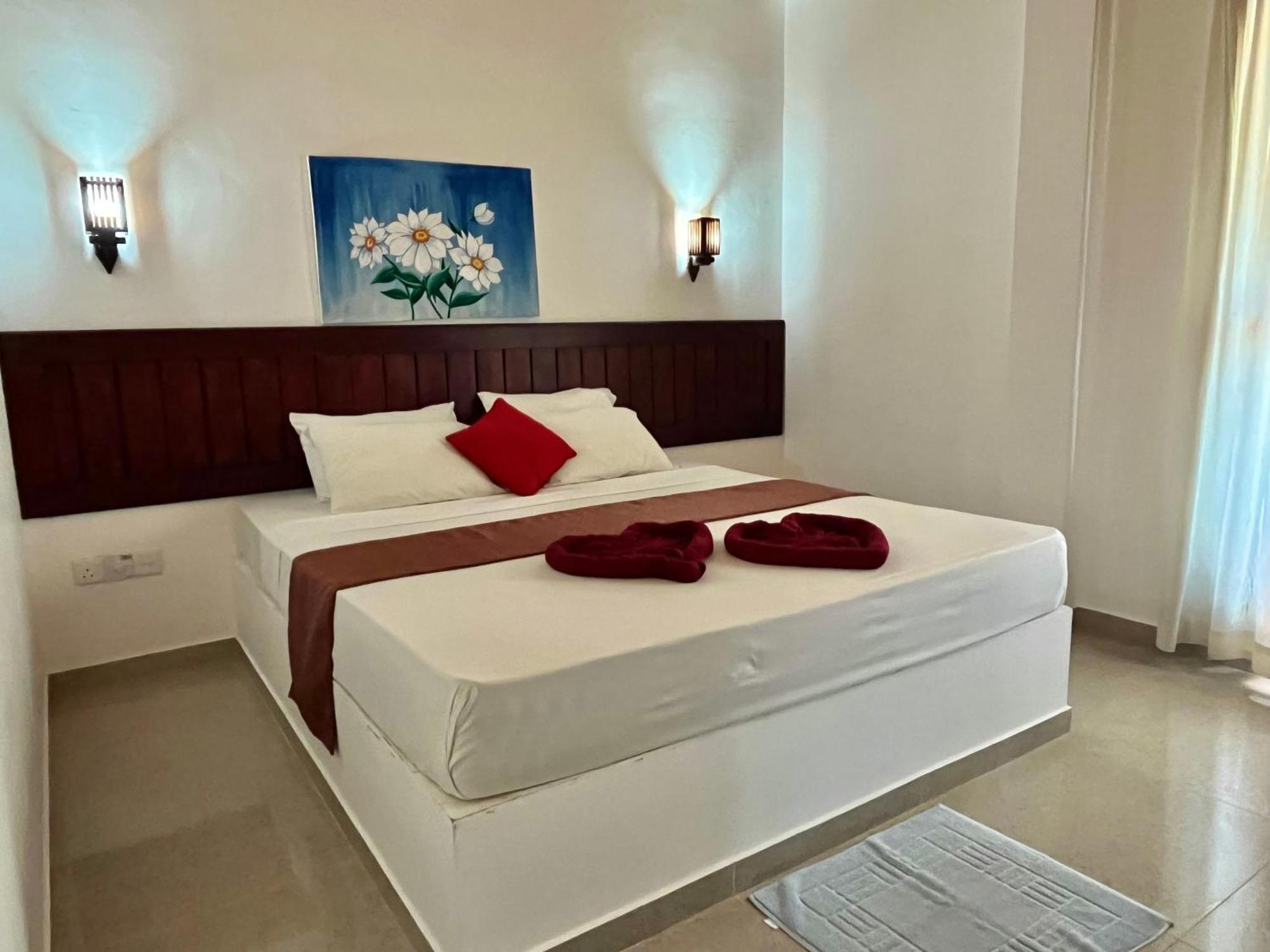 Sundowners Guesthouse Hikkaduwa Dış mekan fotoğraf